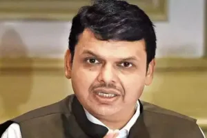 महाराष्ट्र सरकार संविदा के आधार पर भर्ती संबंधी आदेश को रद्द करेगी: फडणवीस 