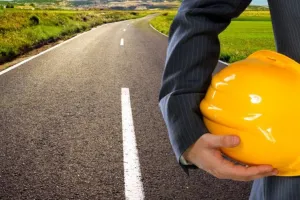 बरेली: आश्वासनों का दौर खत्म... कल से संजय नगर की सड़क बनाने का काम शुरू