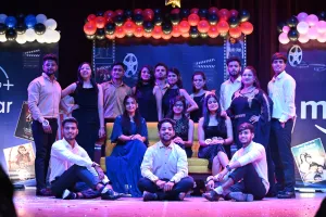 बरेली: फ्रेशर्स पार्टी में दिखी ओटीटी की दुनिया, ऋतिक और सुंधरा बने मिस्टर और मिस फ्रेशर