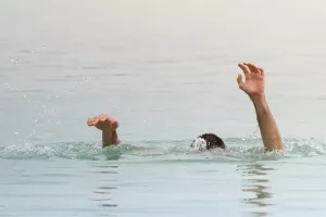 बरेली: ढाई साल के बच्चे की गड्ढे में डूबकर मौत, घर के बाहर खेलते समय घटी घटना