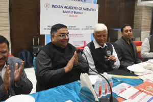 बरेली: ठंडे में बच्चे हो सकते हैं गंभीर निमोनिया का शिकार, परिजन करें उचित देखभाल