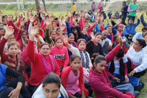 रुद्रपुर: वेतन वृद्धि की मांग को लेकर भड़के सिडकुल कंपनी के श्रमिक