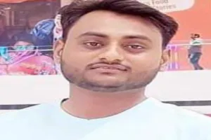 प्रतापगढ़ बस हादसा : मां की मौत के बाद थमीं बेटे की सांसें, एक साथ होगा अंतिम संस्कार