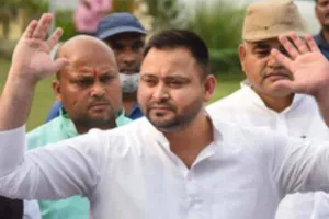 SC ने तेजस्वी यादव के खिलाफ आपराधिक मानहानि शिकायत से संबंधित कार्यवाही पर लगाई रोक