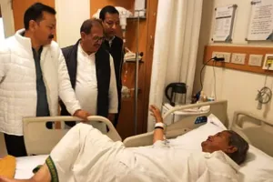 देहरादून: पूर्व सीएम हरीश रावत मैक्स अस्पताल में भर्ती