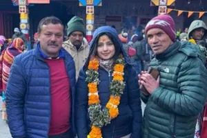 जोशीमठ: सांसद डिंपल यादव ने किए बदरी विशाल के दर्शन