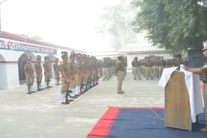 अयोध्या: Police Flag Day पर फहराया पुलिस का झंडा, सुनाया गया डीजीपी का संदेश