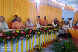 अयोध्या: सीएम पहुंचे कारसेवकपुरम, संतों के साथ कर रहे प्राण प्रतिष्ठा समारोह को लेकर मंत्रणा