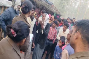 हरदोई: अपने ही हाथों से बुझा दिया घर का चिराग! रोने पर बाप ने बेटे को डांडे से मारकर उतारा मौत के घाट