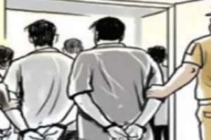 संभल: धोखाधड़ी कर 43,000 रुपये हड़पने में चार गिरफ्तार