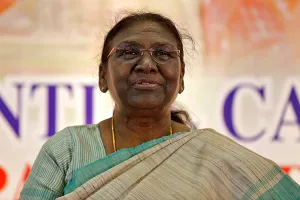 पंतनगर: राष्ट्रपति  द्रौपदी मुर्मू  बोलीं मुझे पता है पंतनगर में फत्तू के समोसे और आलू के पराठे प्रसिद्ध हैं...