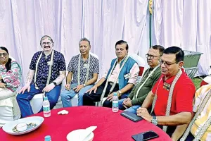 Kanpur: GSVM के डॉक्टरों का स्वर्ण जयंती मिलन समारोह, बरेली इंटरनेशनल यूनिवर्सिटी के कुलाधिपति डॉ. केशव कुमार अग्रवाल पहुंचे