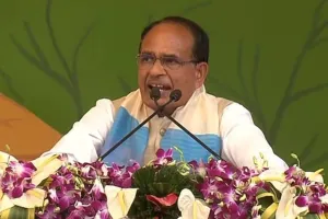 'पद छोड़ना चाहिए नीतीश को, माफी से काम नहीं चलेगा', नीतीश के बयान पर CM शिवराज का इंडिया गठबंधन पर हमला