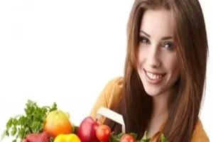 अपनी डाइट में इन फूड आइटम्स को करें शामिल, स्किन बनेगी ग्लोइंग और ब्राइट