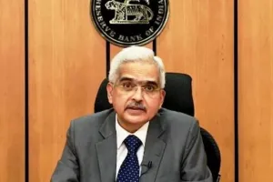 असुरक्षित माने जाने वाले कर्ज के लिये मानदंडों को कड़ा करना बैंक व्यवस्था के हित में: शक्तिकांत दास