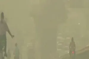 दिवाली पर पीएम 2.5 का स्तर 2022 के मुकाबले 45 प्रतिशत बढ़ा: रिपोर्ट 