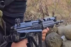 जम्मू-कश्मीर: कुलगाम में सुरक्षा बलों ने मुठभेड़ में पांच आतंकवादियों को किया ढेर 