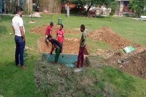 मुरादाबाद : छठ पूजा के लिए घाटों की सफाई का काम शुरू