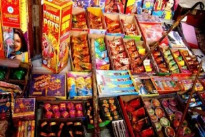 मुरादाबाद : 225 दुकानों पर बिकेंगे पटाखे, रहेगी निगरानी