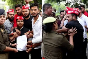 लखनऊ: लविवि में समाजवादी छात्रसभा ने किया प्रदर्शन, IIT-BHU में छात्रा से हुई छेड़छाड़ का जताया विरोध