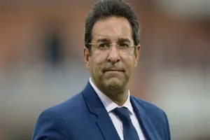 खिलाड़ियों की लंबी सूची होने से बेखौफ बल्लेबाजी नहीं कर सके केएल राहुल : वसीम अकरम