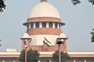 प्रधान न्यायाधीश चंद्रचूड़ ने तीन मुख्य न्यायाधीशों को सुप्रीम कोर्ट के जज के तौर पर दिलाई शपथ 