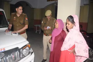 संभल : सौतेले पिता ने बेटियों को जमीन पर पटका, एक की मौत...दूसरी गंभीर