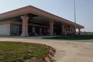 अयोध्यावासियों के लिए खुशखबरी, 30 दिसंबर को श्रीराम इंटरनेशनल एयरपोर्ट का होगा उद्घाटन, इस दिन से शुरू होगी कॉमर्शियल उड़ान