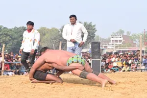 महादेवा महोत्सव: दंगल प्रतियोगिता में नेपाल के लकी थापा ने राजस्थान के मुन्ना पहलवान को दी पटखनी