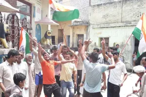 अनुच्छेद 370 पर फैसला : कश्मीर में जन-जीवन सामान्य, जम्मू में कई संगठनों ने मनाया जश्न 