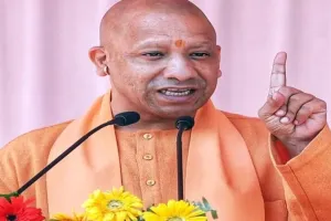 लखनऊ : CM योगी का सख्त निर्देश - सर्द रातों में कोई नहीं सोएगा खुले में, नगर विकास विभाग ने दिए ये आदेश  