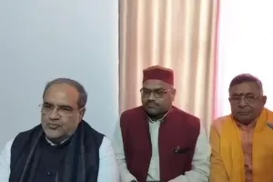 UP: BJP के प्रदेश अध्यक्ष भूपेंद्र चौधरी ने विपक्ष पर साधा निशाना, बोले- EVM पर सवाल उठाना लोकतंत्र के लिए घातक