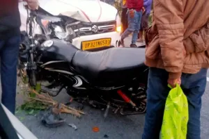 बहराइच: ट्रैक्टर से कुचलकर वृद्ध की मौत, दो अन्य घायल