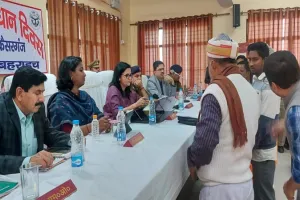 बहराइच: ग्रामीण की शिकायत न सुनना लेखपाल को पड़ा भारी, जिलाधिकारी ने किया निलंबित