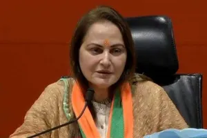 रामपुर: वारंट निरस्त कराने का प्रार्थना पत्र खारिज, एसपी को आदेश जयाप्रदा को कोर्ट में पेश करें