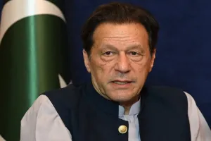 इमरान खान की पत्नी और वकील के बीच बातचीत का ऑडियो लीक, आईएसआई चीफ से मांगी रिपोर्ट