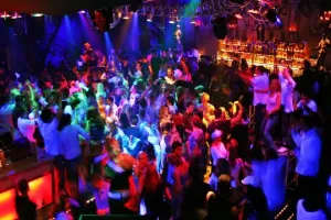 नैनीताल: थर्टी फर्स्ट पर आने वाले पर्यटक माल रोड पर डीजे के साथ थिरकेंगे 