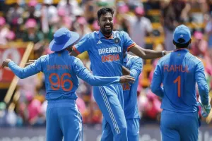 IND Vs SA : पाटीदार या रिंकू को दूसरे वनडे में मिल सकता है पदार्पण का मौका, सीरीज जीतने पर भारत की नजरें 