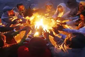 बाराबंकी: 33 लाख से दूर होगी गरीबों की ठंड!, मिला बजट, सार्वजनिक स्थलों पर जलेंगे अलाव, बंटेगा कंबल 