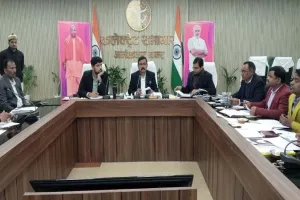 कुष्ठ रोगियों को सरकारी योजनाओं का दिया जाए लाभ: एडीएम