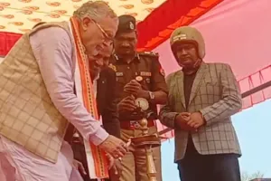 वित्त मंत्री ने सड़क सुरक्षा पखवाड़े का किया शुभारंभ, लोगों को दिलाई शपथ, कहा- सड़क सुरक्षा से जुड़े नियमों का करें पालन