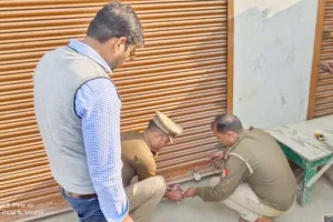 बहराइच: अपराधी की चल-अचल संपत्ति की हुई कुर्की, पुलिस की कार्रवाई से Criminals में दिखा खौफ!