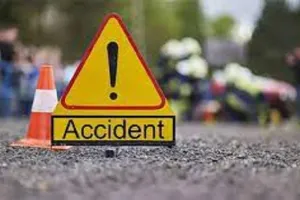 Pakistan: सड़क दुर्घटना में छह लोगों की मौत, 19 घायल 