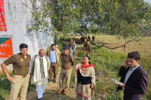 कासगंजः मेला मार्गशीर्ष और पंचकोसीय परिक्रमा को लेकर डीएम ने किया निरीक्षण 