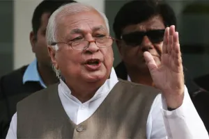 केरलः राज्यपाल आरिफ खान ने कहा- सरकार से सलाह लेने के लिए तैयार हूं, दबाव के लिए नहीं