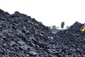 अप्रैल-अक्टूबर में कोयला आयात चार प्रतिशत घटकर 14.8 करोड़ टन रहा 