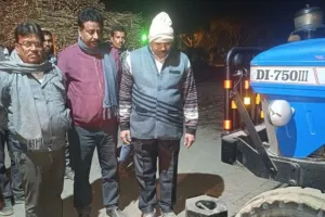 पीलीभीत: देर रात चीनी मिल पहुंचे अधिकारी और कराई कांटा-बांट की जांच, अन्य व्यवस्थाएं भी कीं चेक