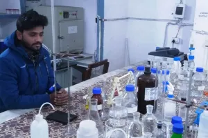 पीलीभीत: 6854 नमूनों की जांच में आयरन और टर्बिडिटी की मात्रा पाई गई अधिक, अब पानी में आर्सेनिक खोजेगा जल निगम