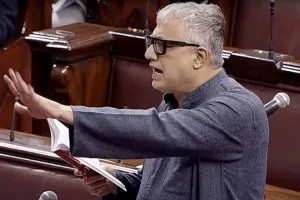 राज्यसभा में विपक्ष का हंगामा, टीएमसी सांसद डेरेक ओब्रायन पूरे सत्र के लिए निलंबित 
