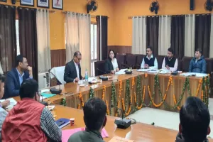 मुरादाबाद : प्रमुख सचिव सुभाष चंद्र शर्मा ने आवेदकों के सत्यापन में लापरवाही पर अधिकारियों को चेताया